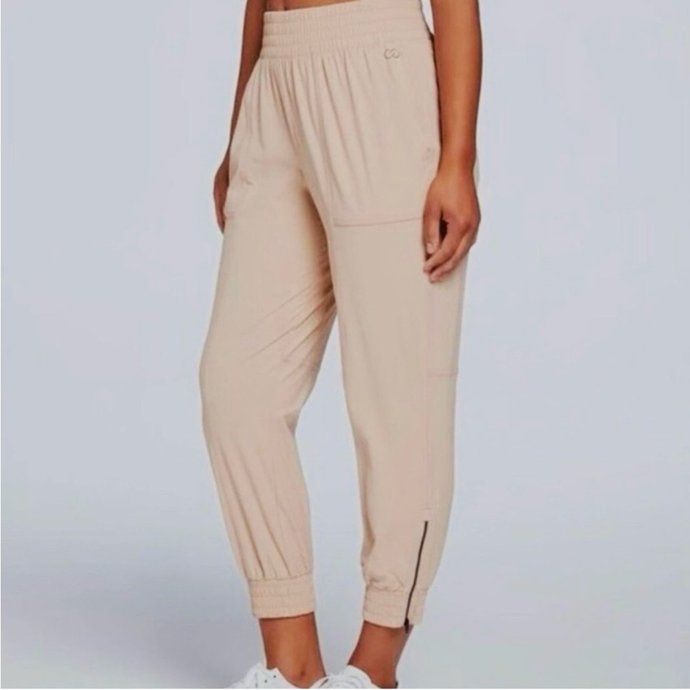 Calia ankle zip Joggers Tan Women’s S Athletic Athleisure Pull on Casual Relaxed